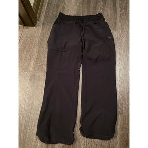 Cherokee Infinity size small petite scrub